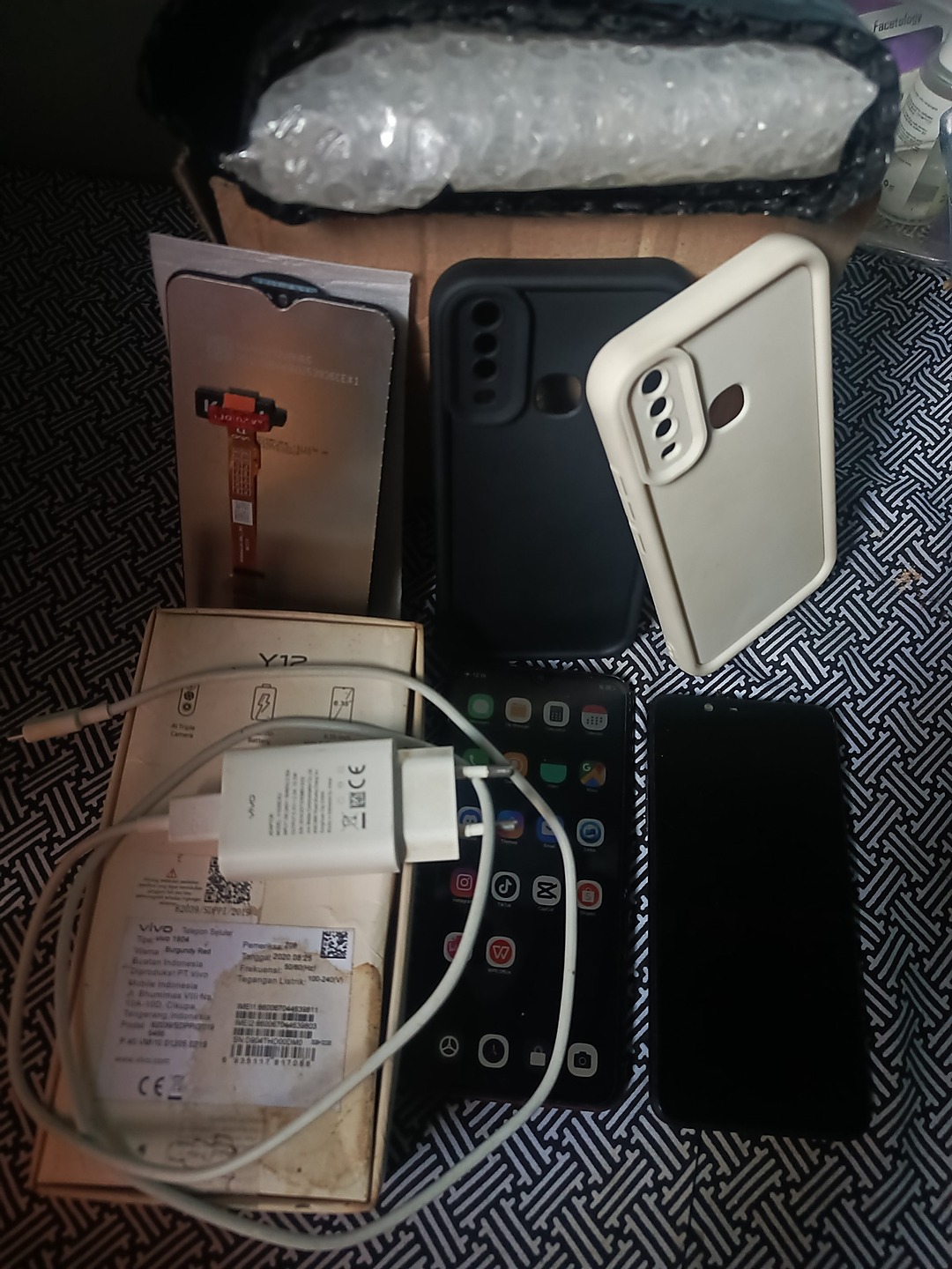 VIVO Y12 RAM 3/32 BEKAS 100% ORI FULLSET + OPPO F5 RAM 4/64
