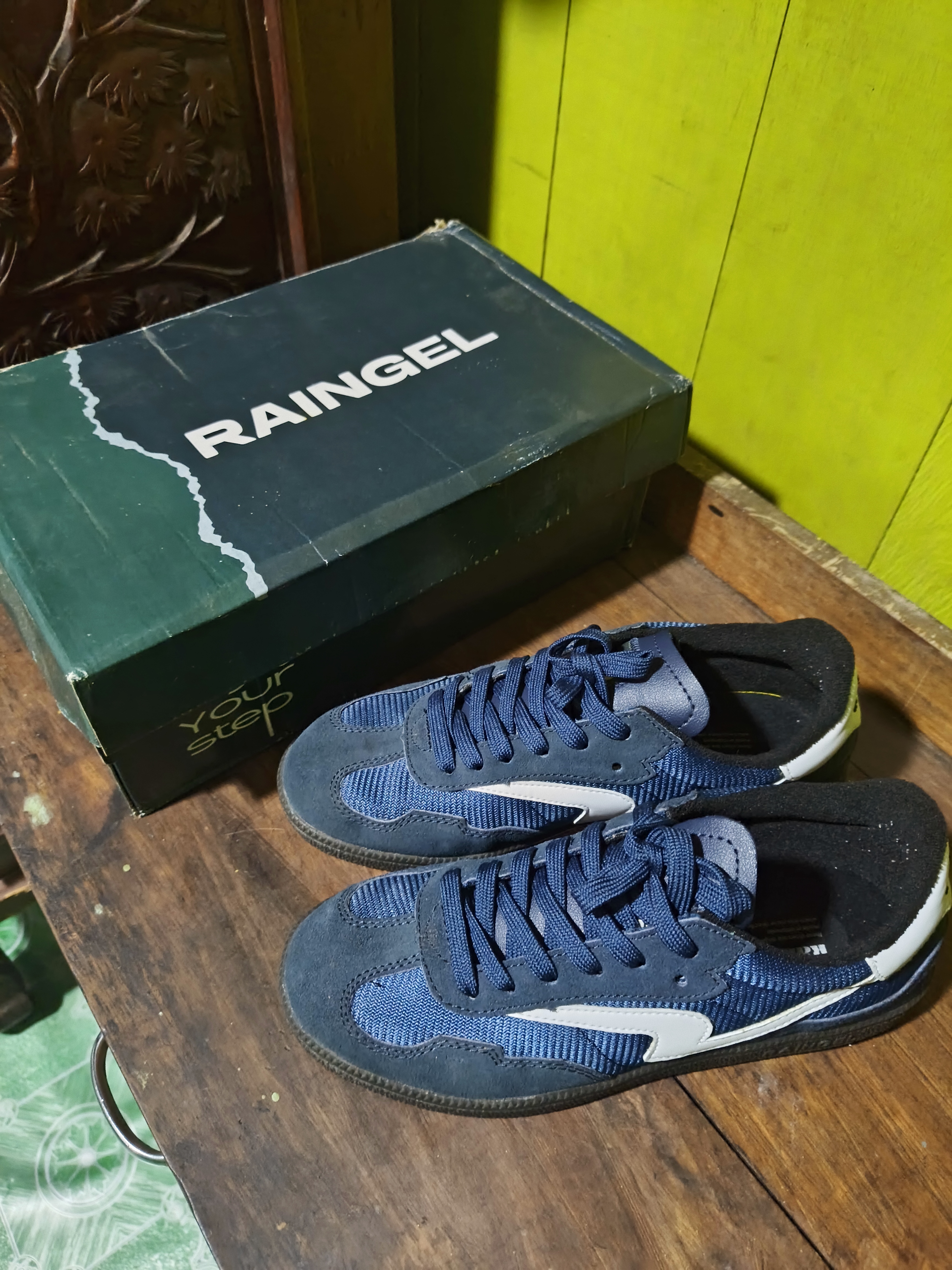 Sepatu Raingel FORT Navy second 3x pemakaian
