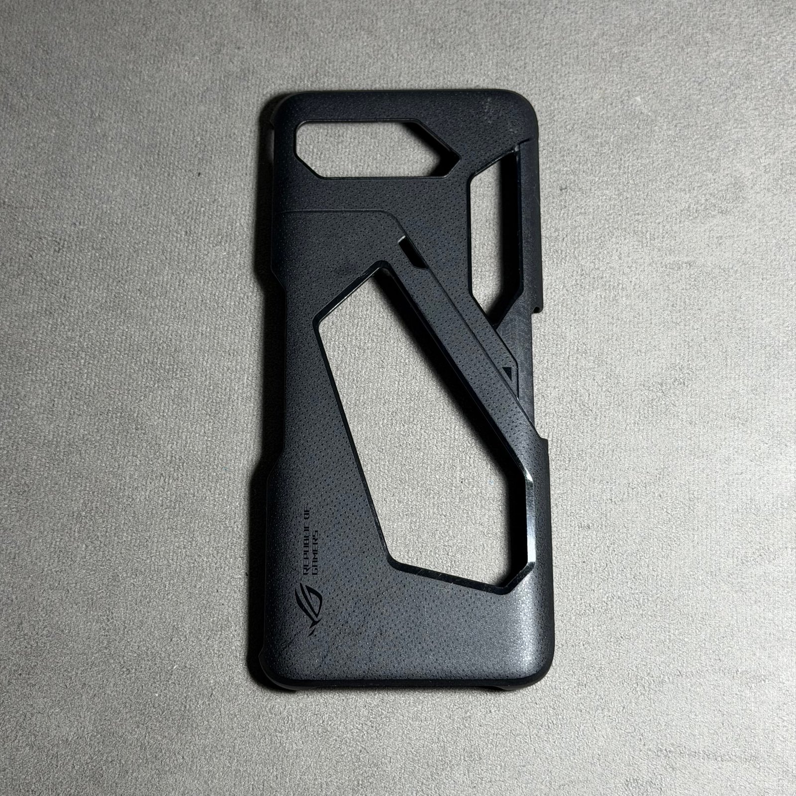 Case Aerocase ASUS ROG Phone 5 dan 5S